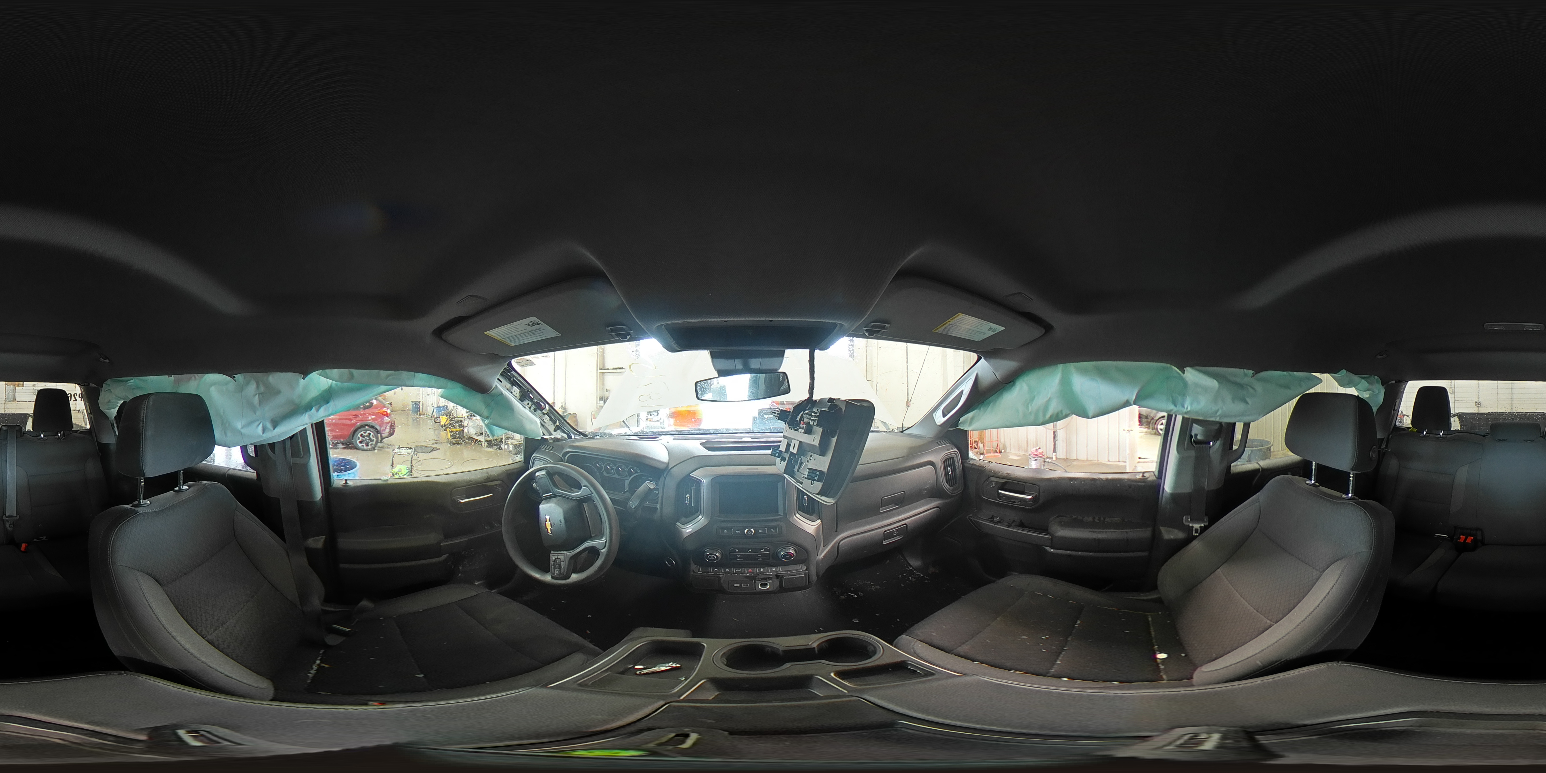 2022 Chevrolet Silverado - Image 12