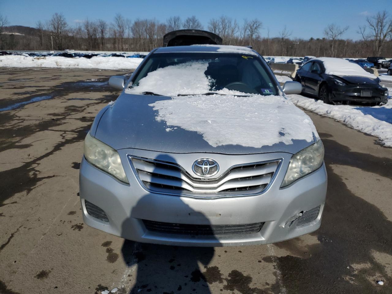 2011 Toyota Camry - Image 5