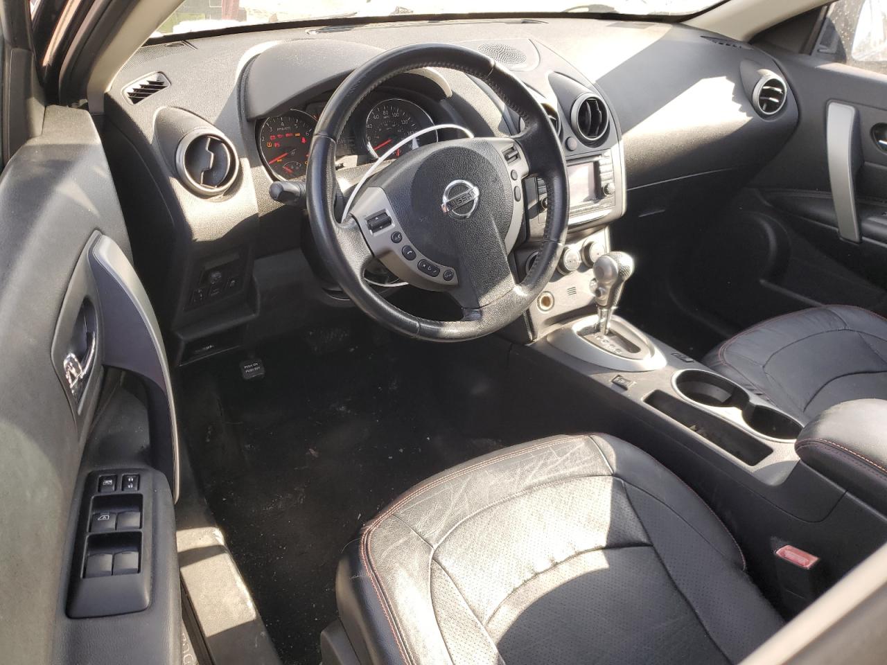 2011 Nissan Rogue - Image 8