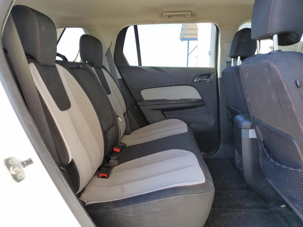 2016 GMC Terrain - Image 11