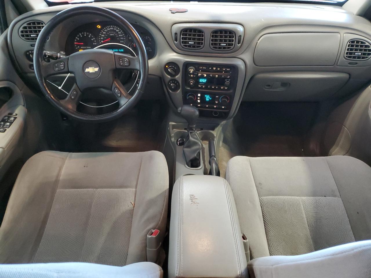 2005 Chevrolet TrailBlazer - Image 8