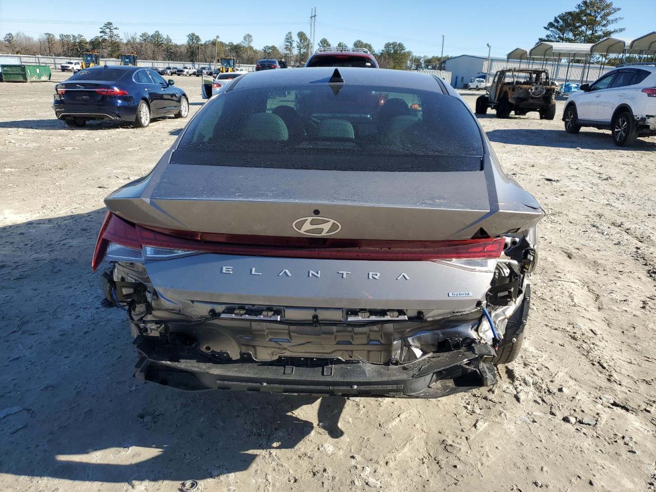 2024 Hyundai Elantra - Image 6