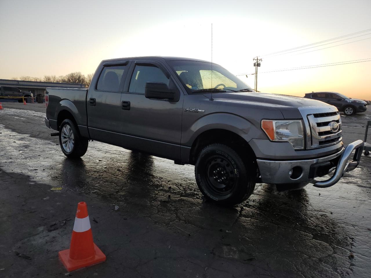 2011 Ford F-150 - Image 4