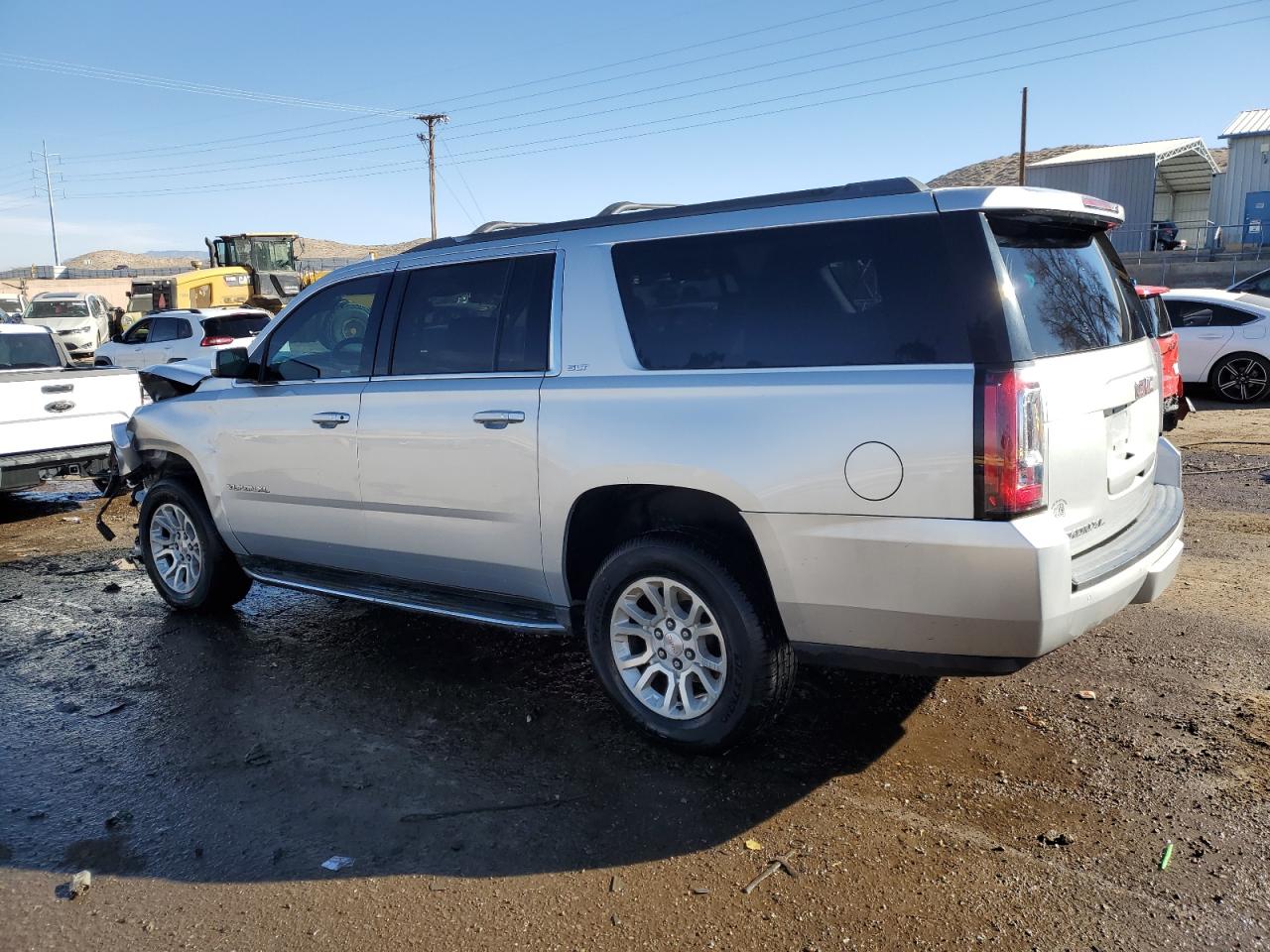2018 GMC Yukon - Image 2