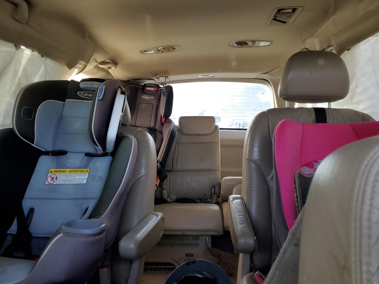 2007 Honda Odyssey - Image 10