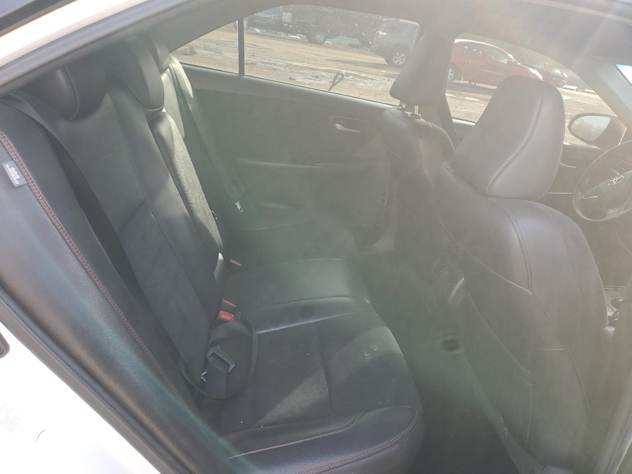2017 Toyota Camry - Image 10