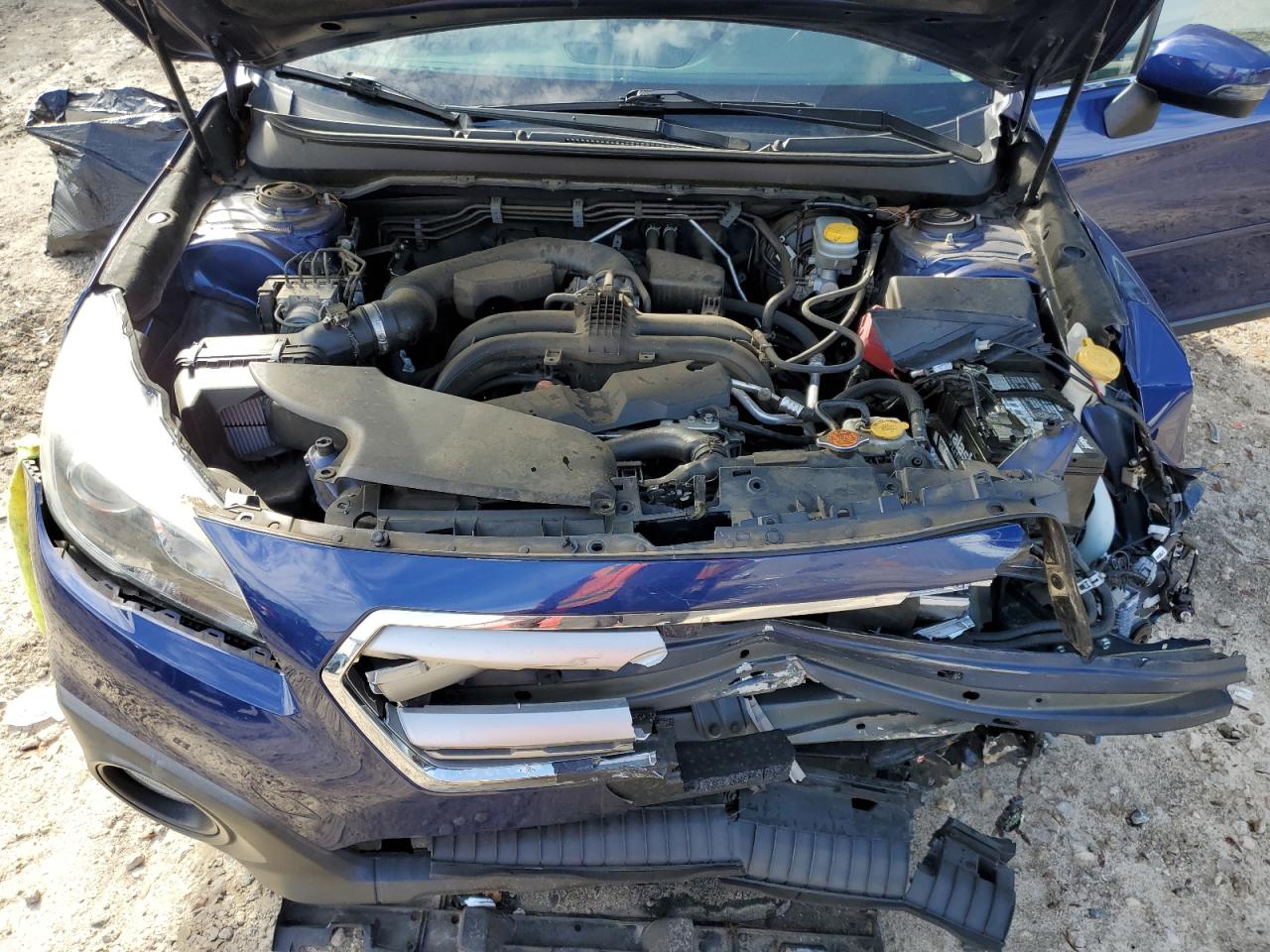 2015 Subaru Outback - Image 11