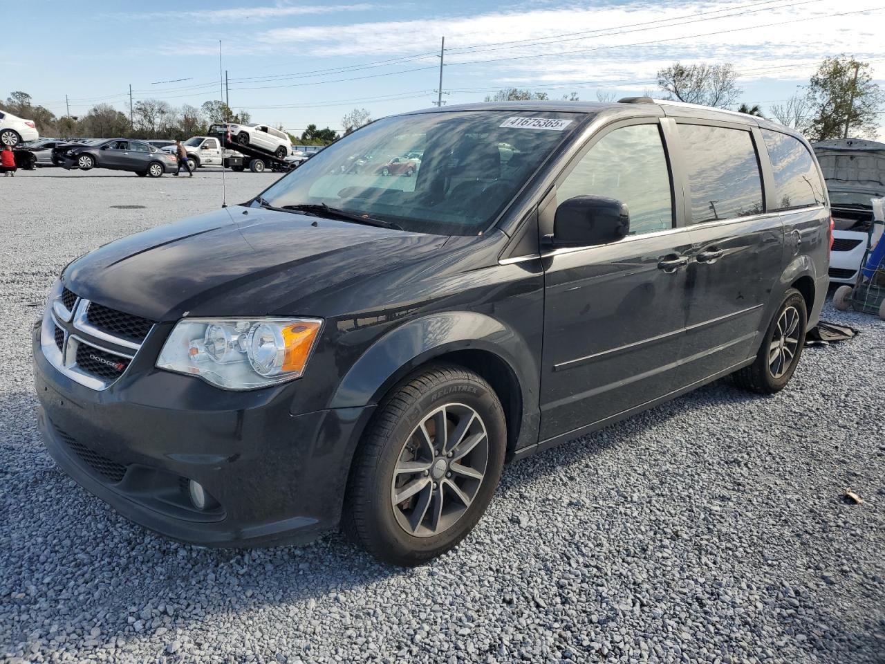 VIN 2C4RDGCG6HR700166 2017 DODGE CARAVAN no.1