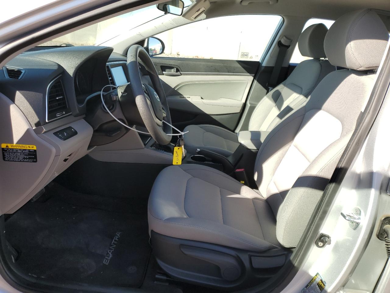 2018 Hyundai Elantra - Image 7