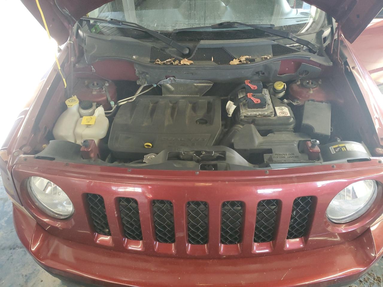 2015 Jeep Liberty (Patriot) - Image 12