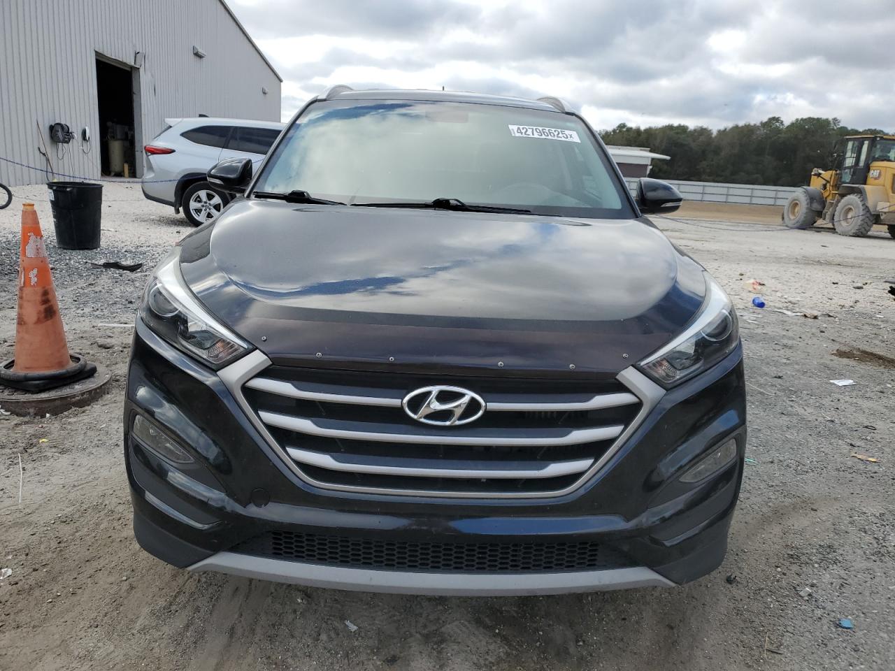 2017 Hyundai Tucson - Image 5