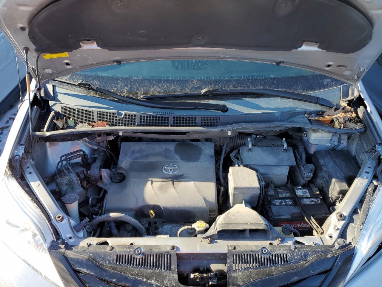 2014 Toyota Sienna - Image 12