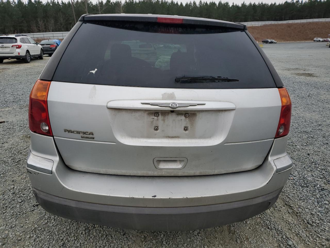 2005 Chrysler Pacifica - Image 6