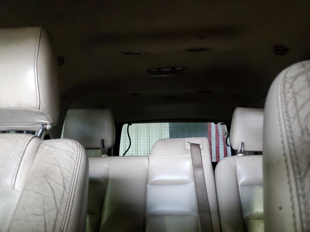 2009 Ford Explorer - Image 10