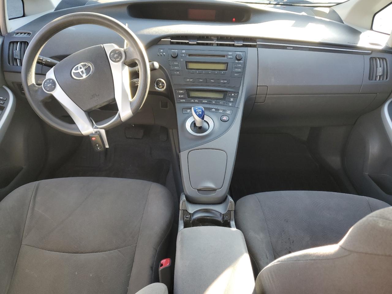 2010 Toyota Prius - Image 8