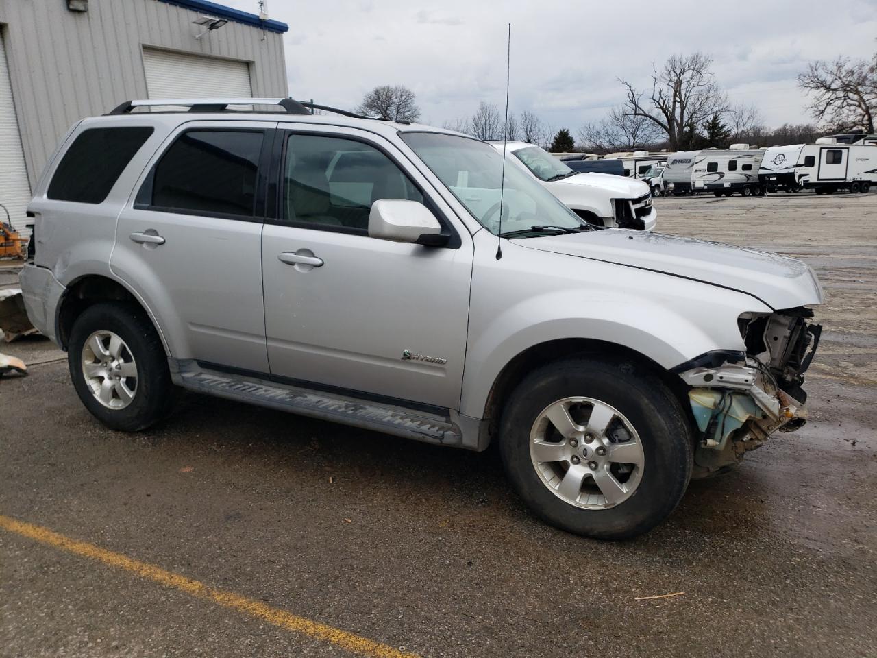 2010 Ford Escape - Image 4