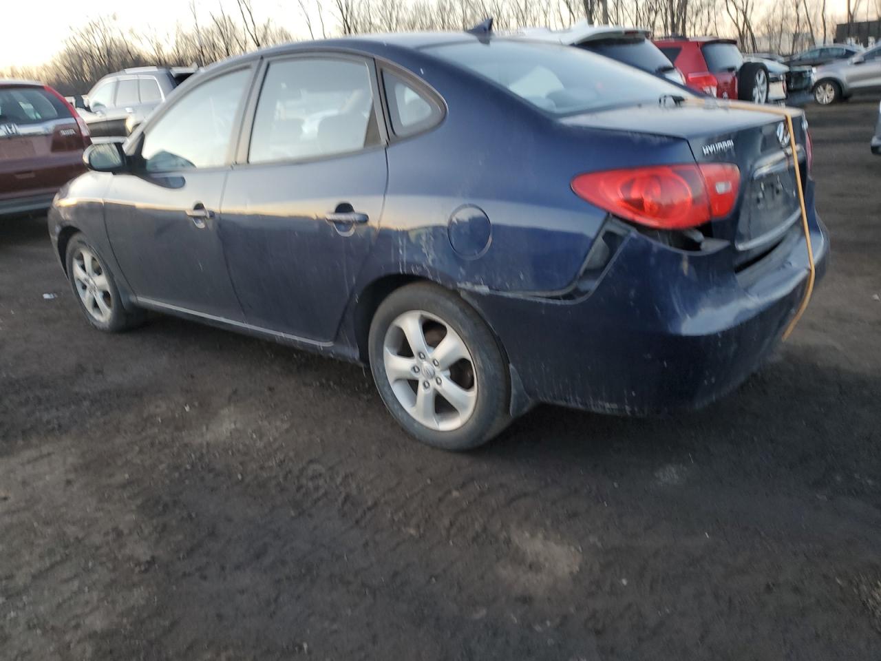 2009 Hyundai Elantra - Image 2