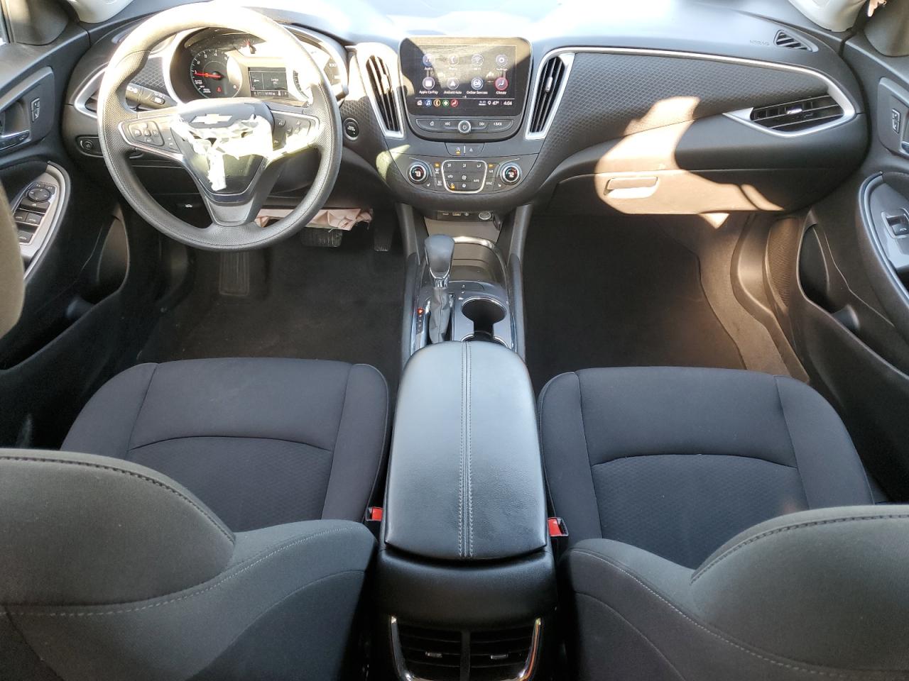 2023 Chevrolet Malibu - Image 8