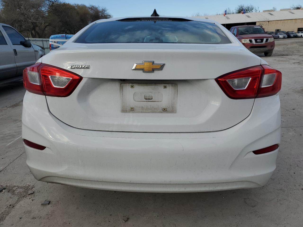 2018 Chevrolet Cruze - Image 6