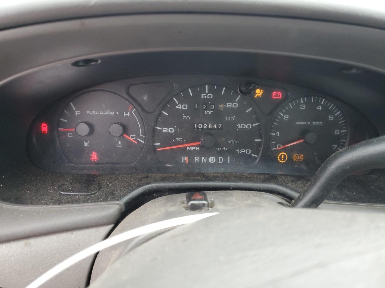 2003 Ford Taurus - Image 9