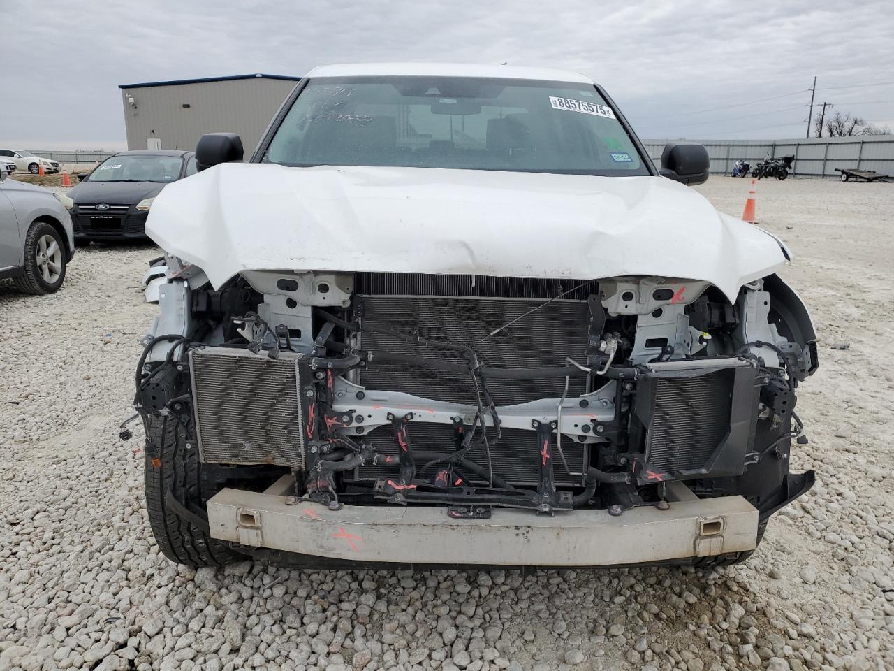 2023 Toyota Tundra - Image 5