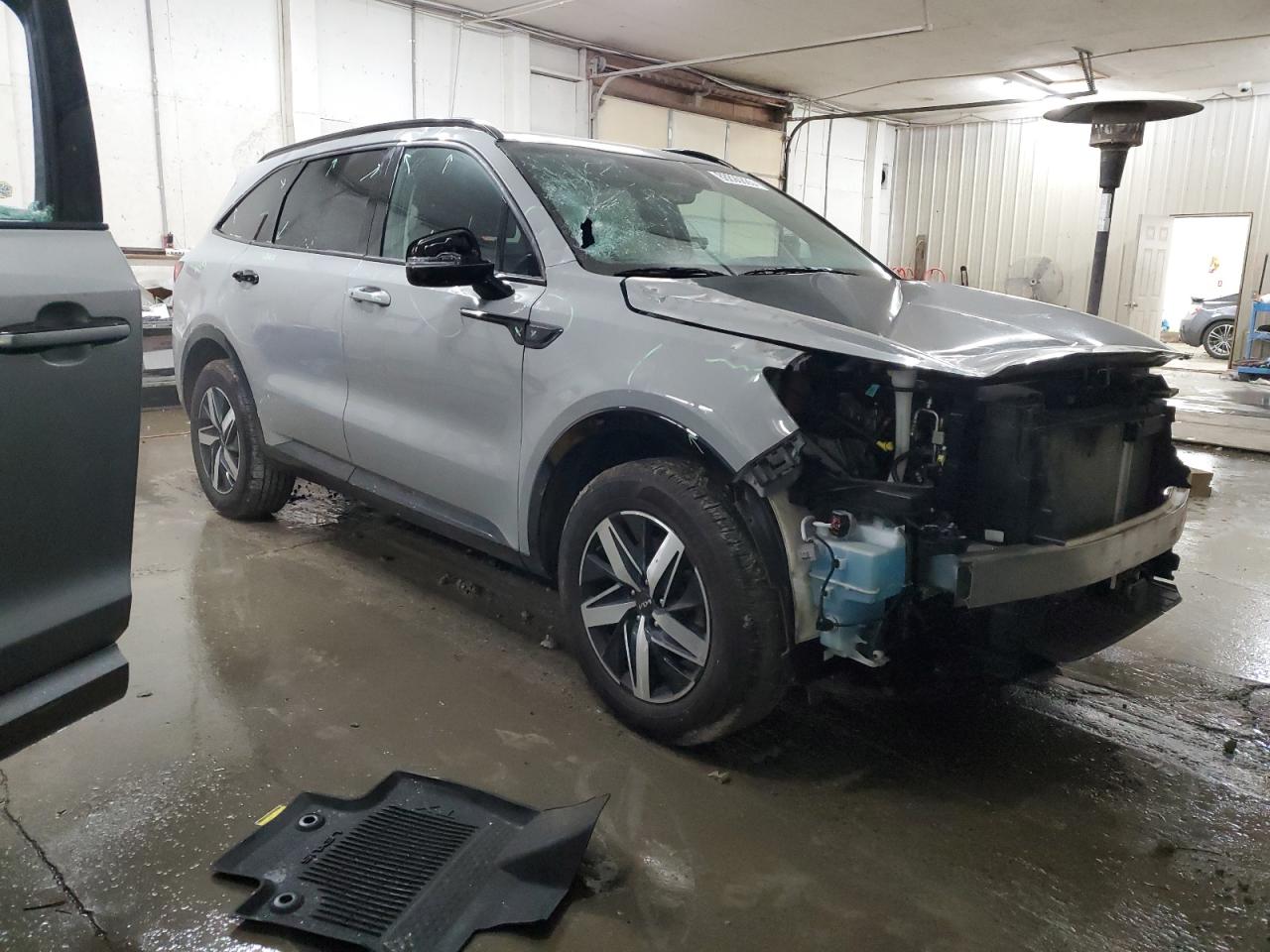 2022 Kia Sorento - Image 4