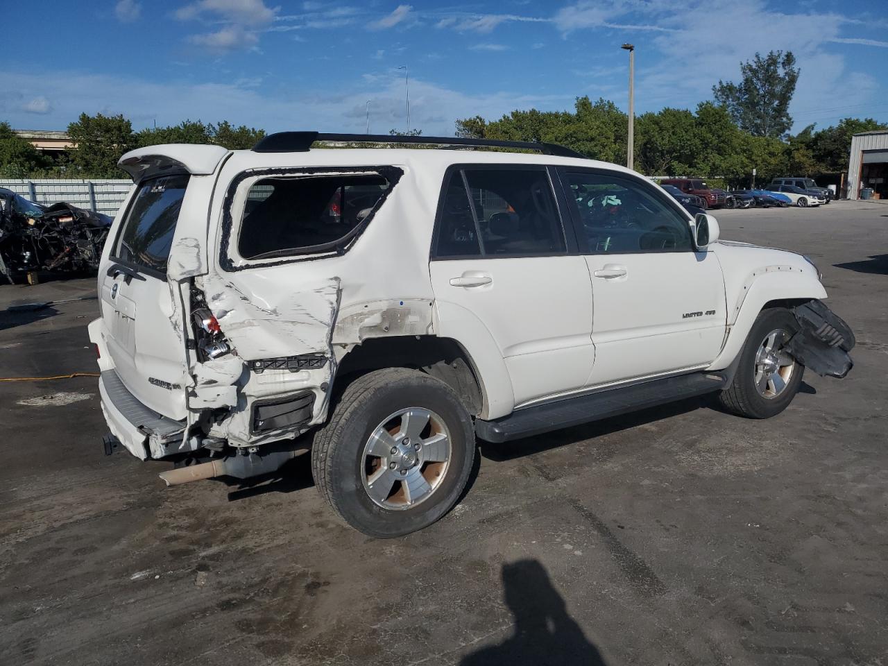 2005 Toyota 4Runner - Image 3