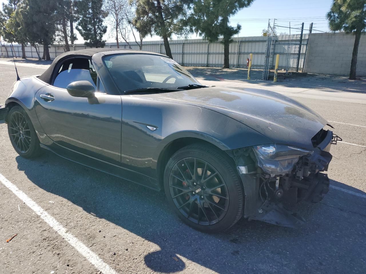 VIN JM1NDAC78G0113097 2016 MAZDA MX5 no.4