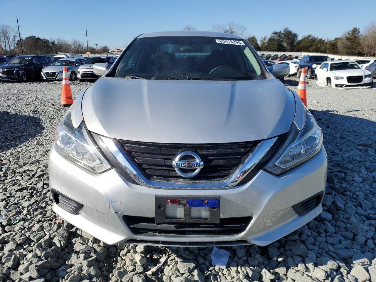 2018 Nissan Altima - Image 5