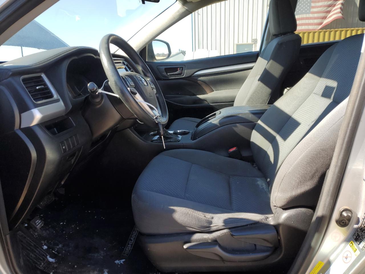 2016 Toyota Highlander - Image 7