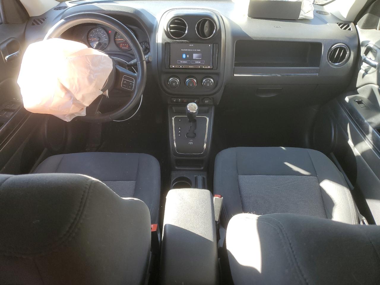 2014 Jeep Liberty (Patriot) - Image 8