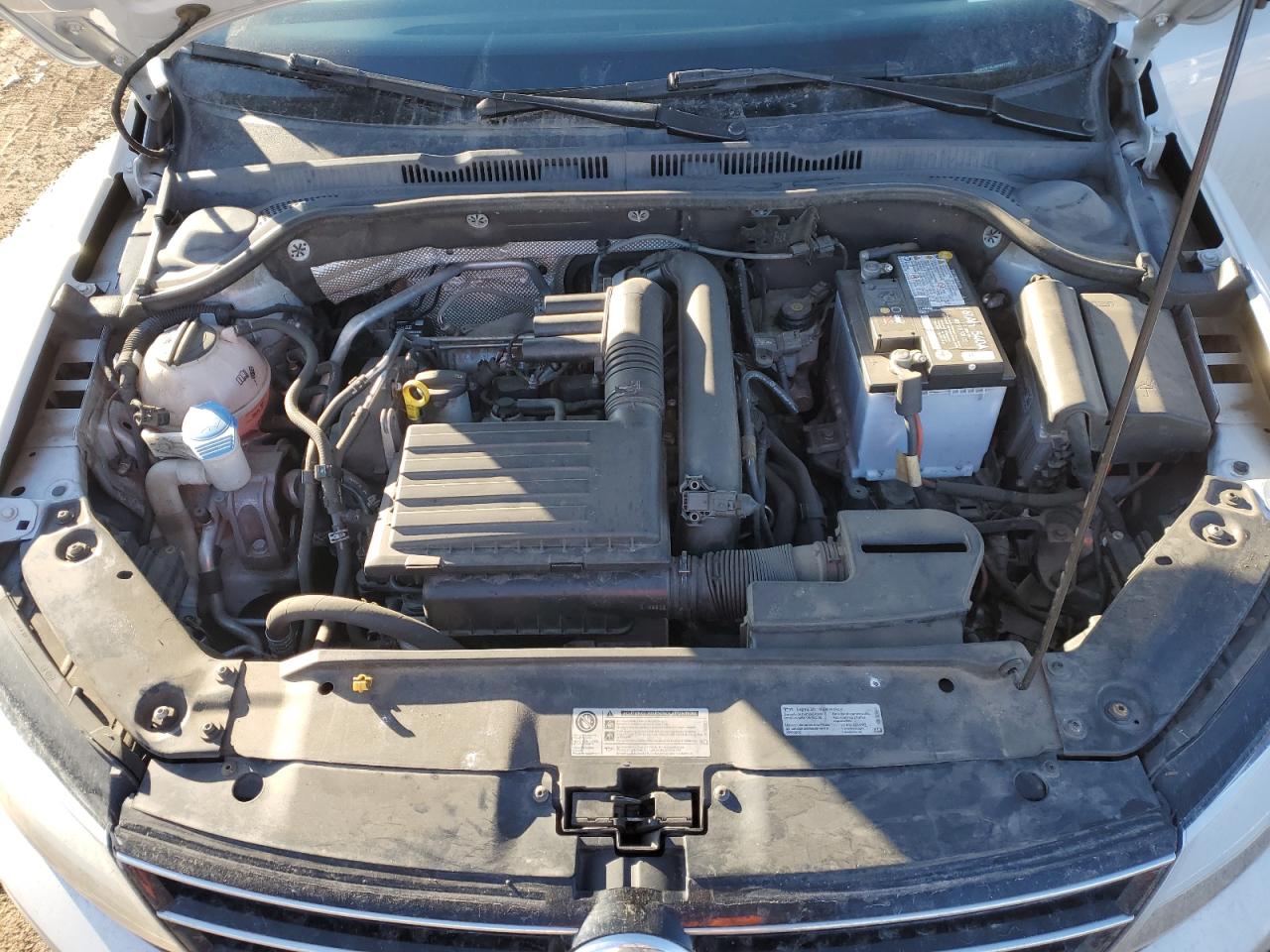 2017 Volkswagen Jetta - Image 11