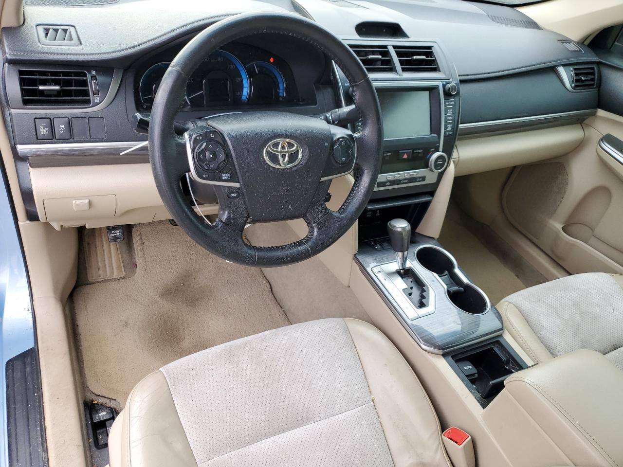 2012 Toyota Camry - Image 8