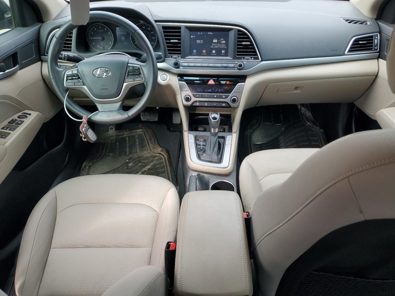 2017 Hyundai Elantra - Image 8