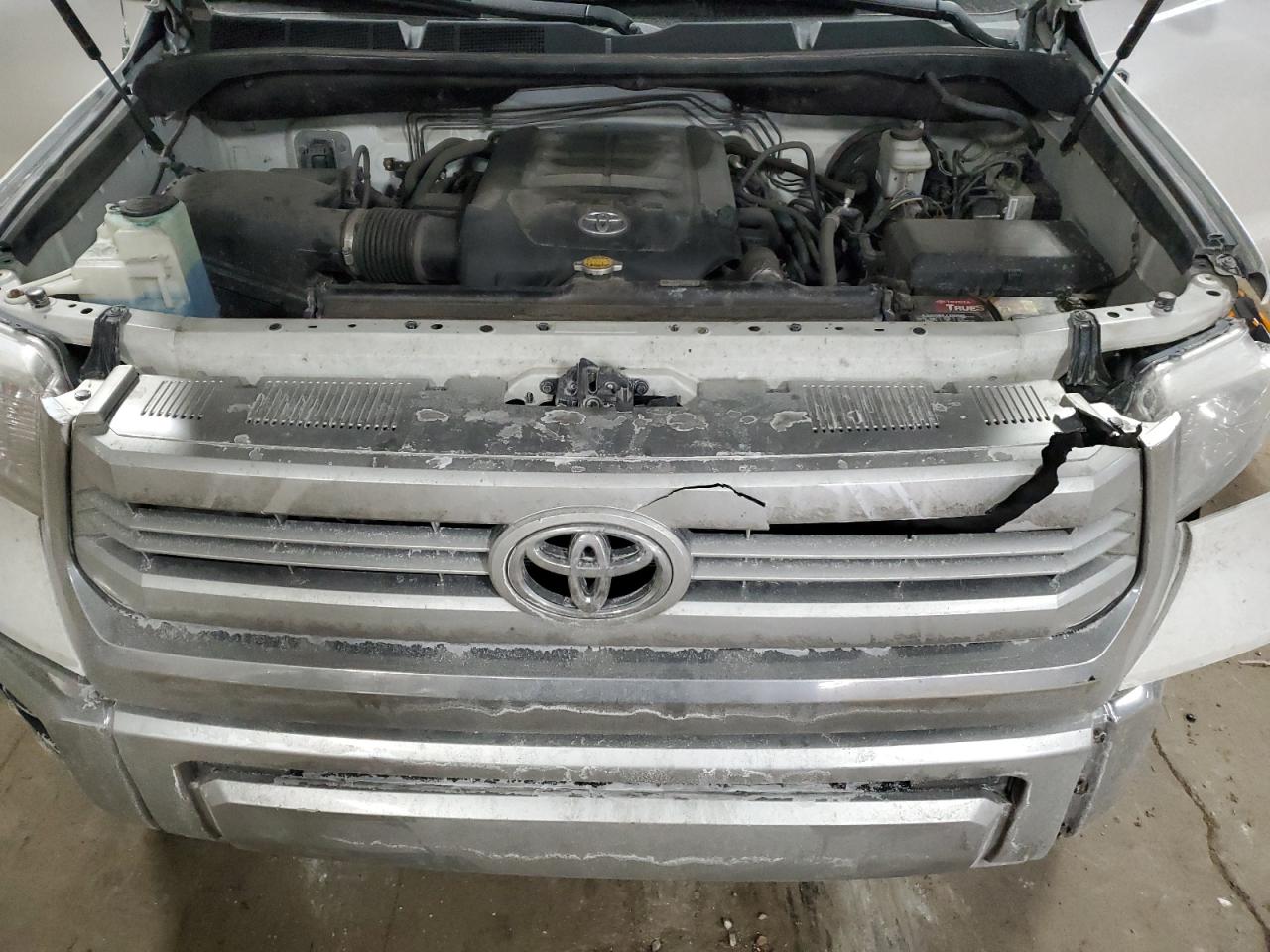 2015 Toyota Tundra - Image 13