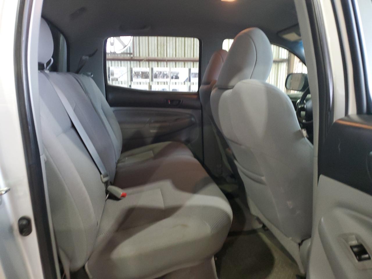 2011 Toyota Tacoma - Image 10