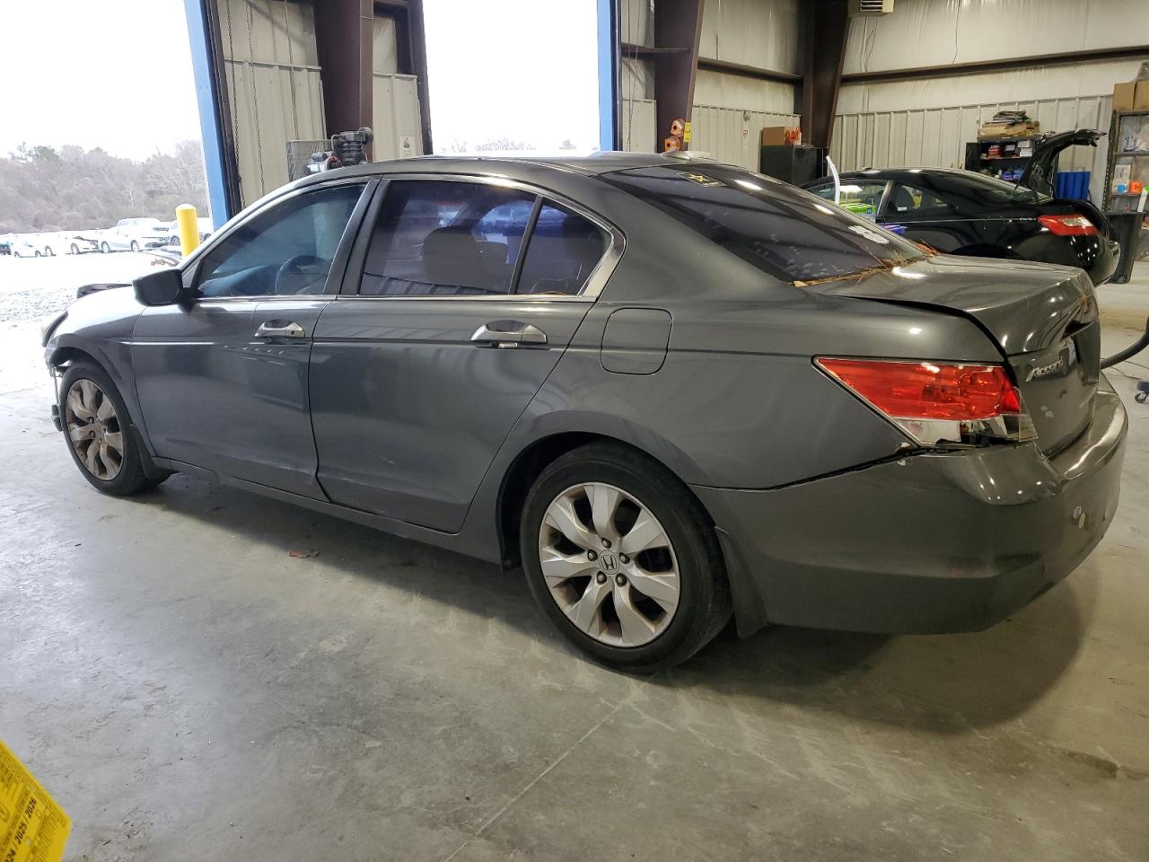 2010 Honda Accord - Image 2