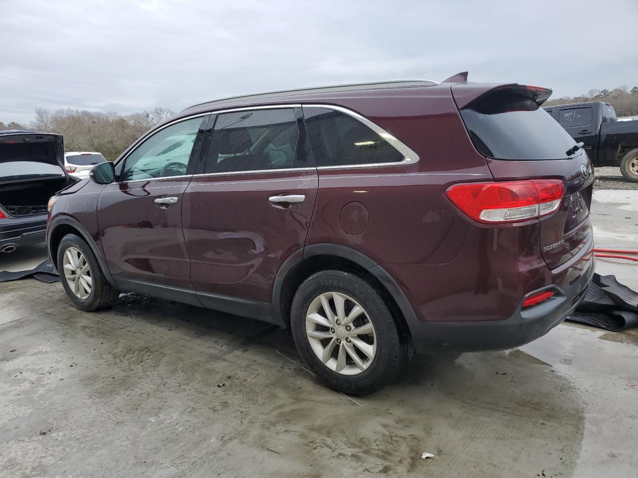 2017 Kia Sorento - Image 2