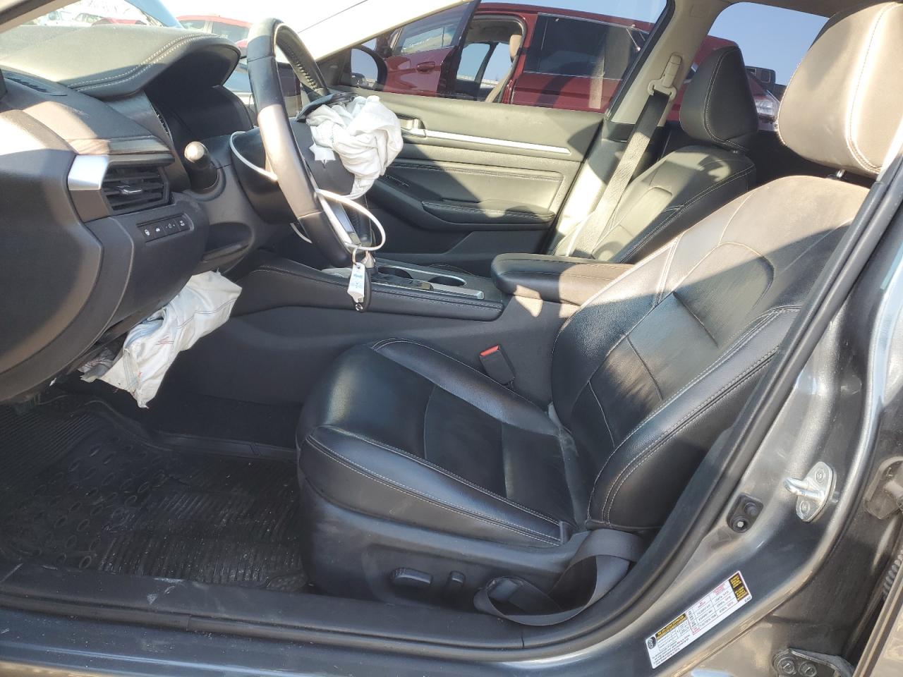 2019 Nissan Altima - Image 7