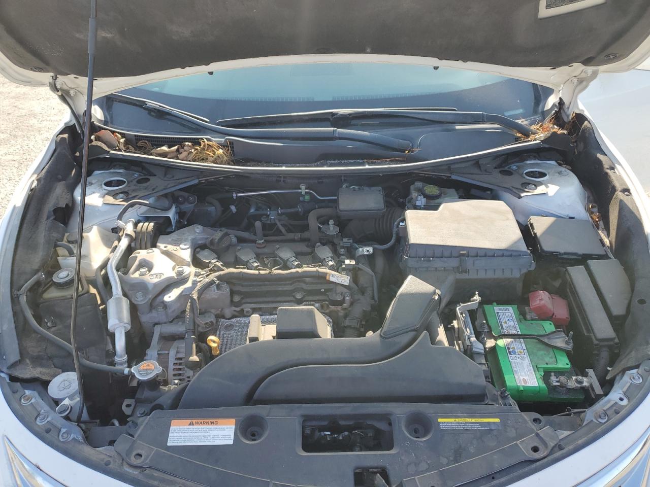 2015 Nissan Altima - Image 13