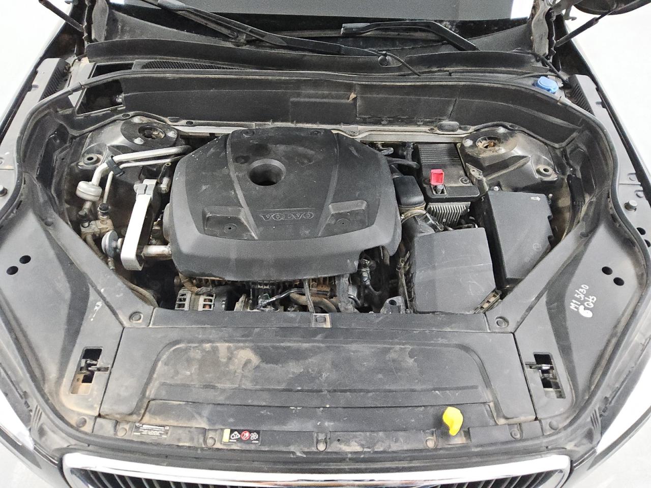2016 Volvo XC90 - Image 12