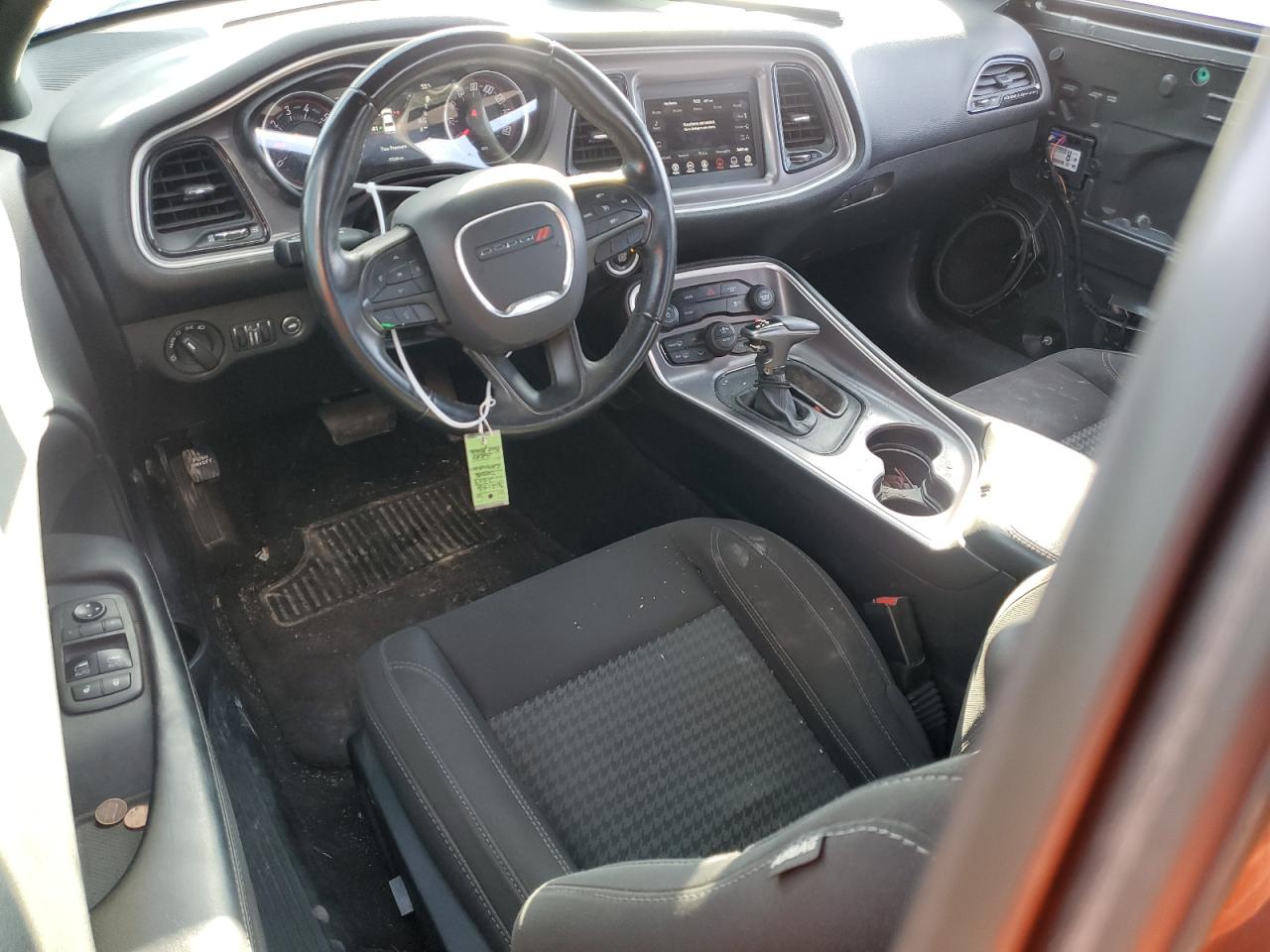 2019 Dodge Challenger - Image 8