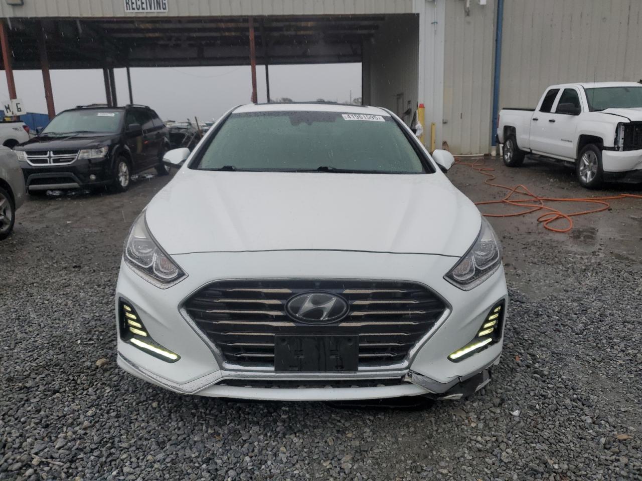 2018 Hyundai Sonata - Image 5