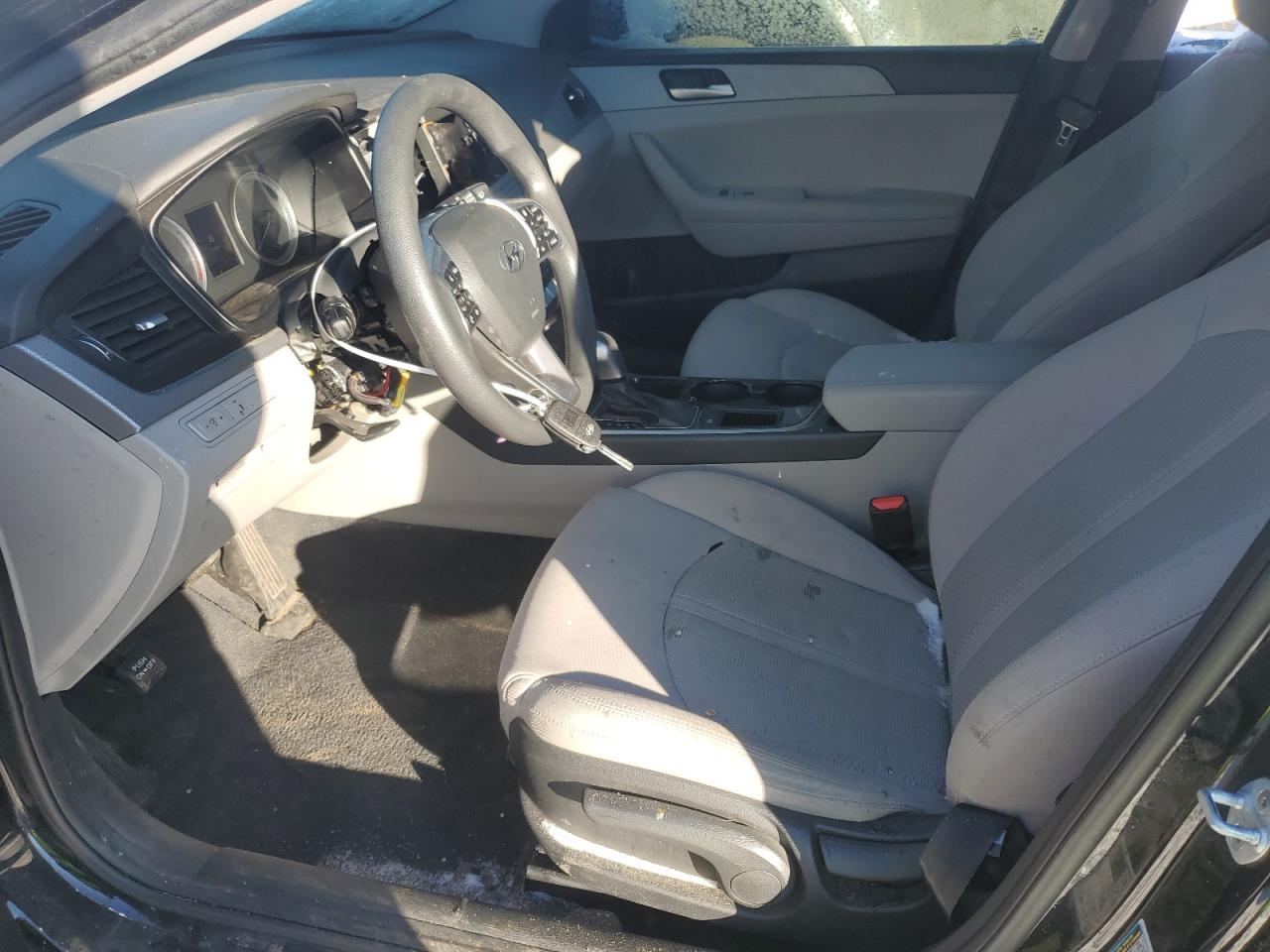 2018 Hyundai Sonata - Image 7