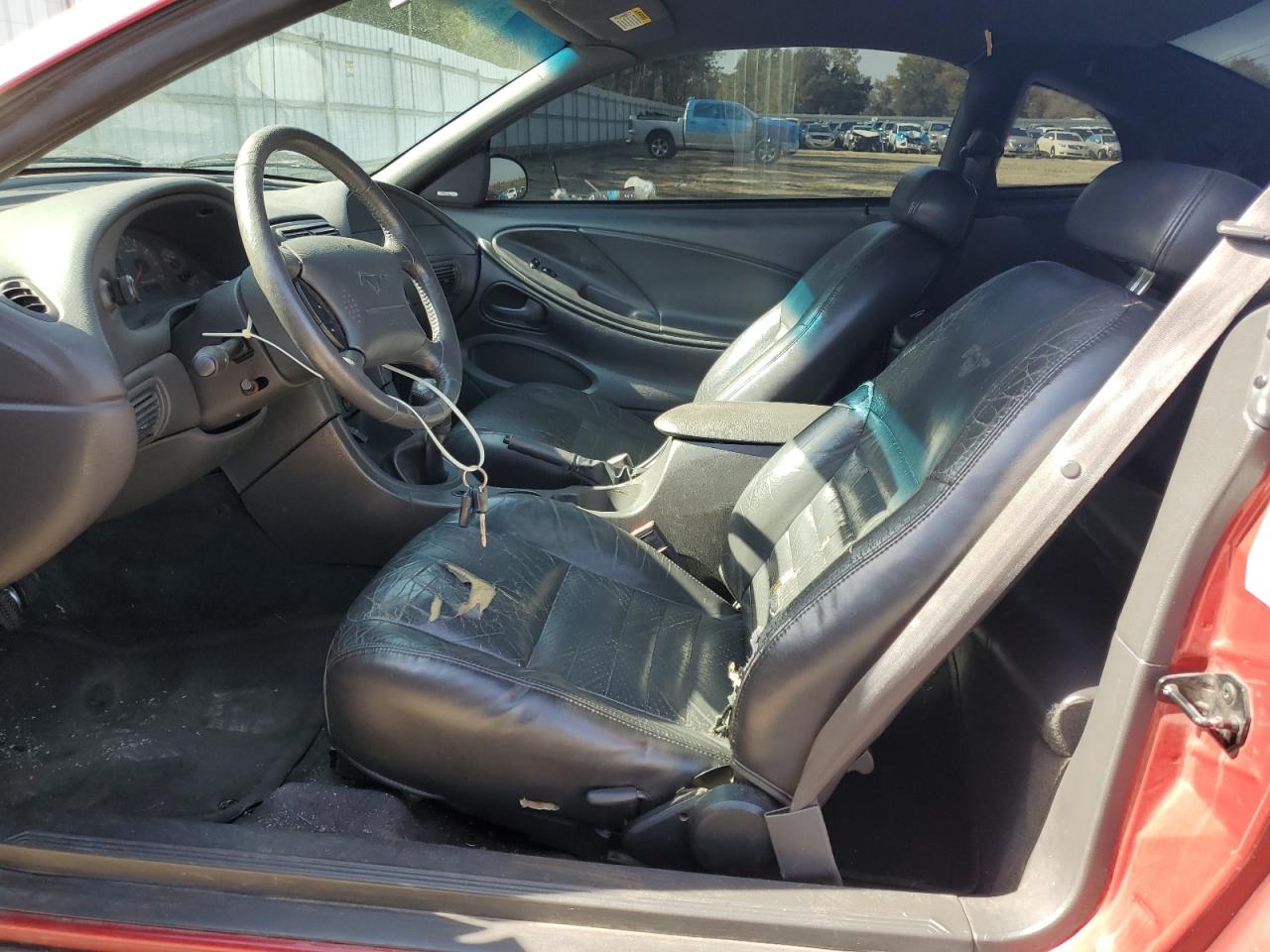 2002 Ford Mustang - Image 7