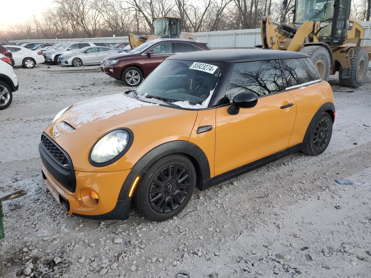 VIN WMWXP7C55F2A40906 2015 MINI COOPER no.1