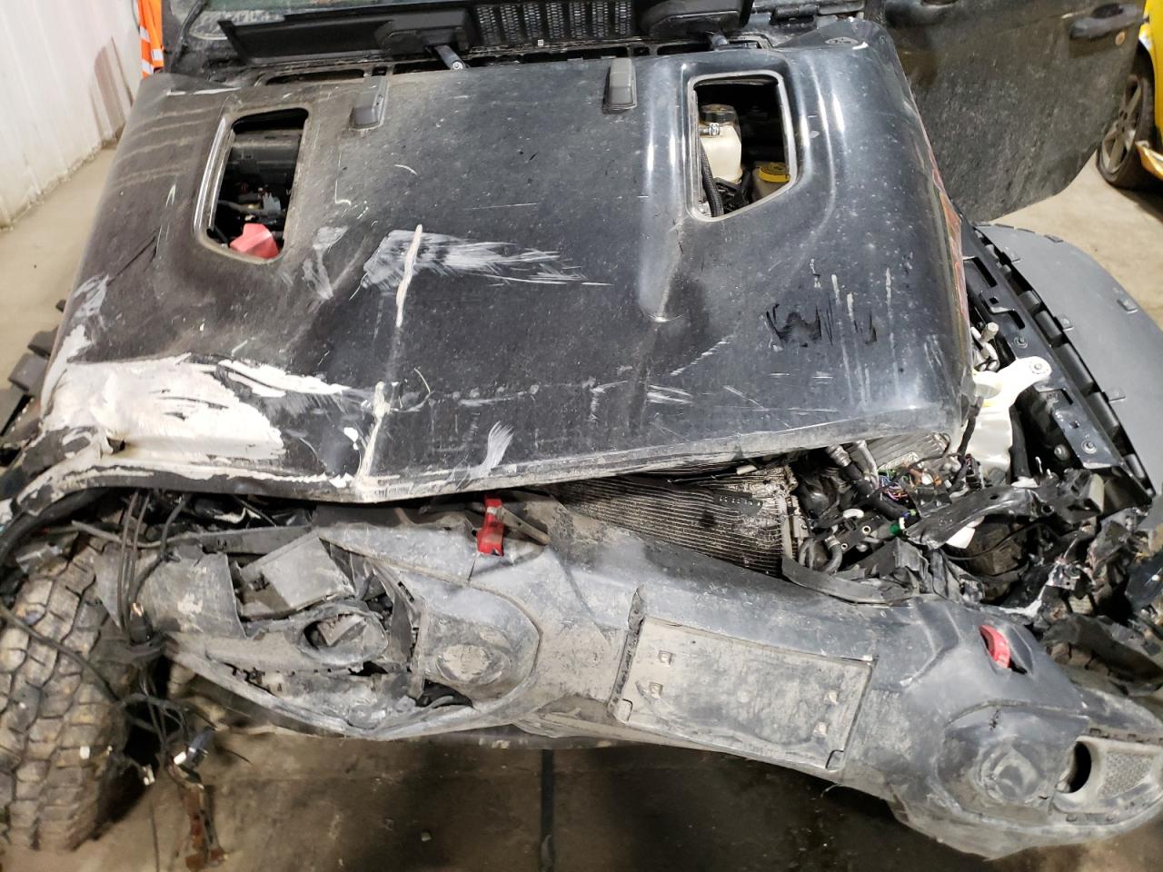 2018 Jeep Wrangler - Image 11