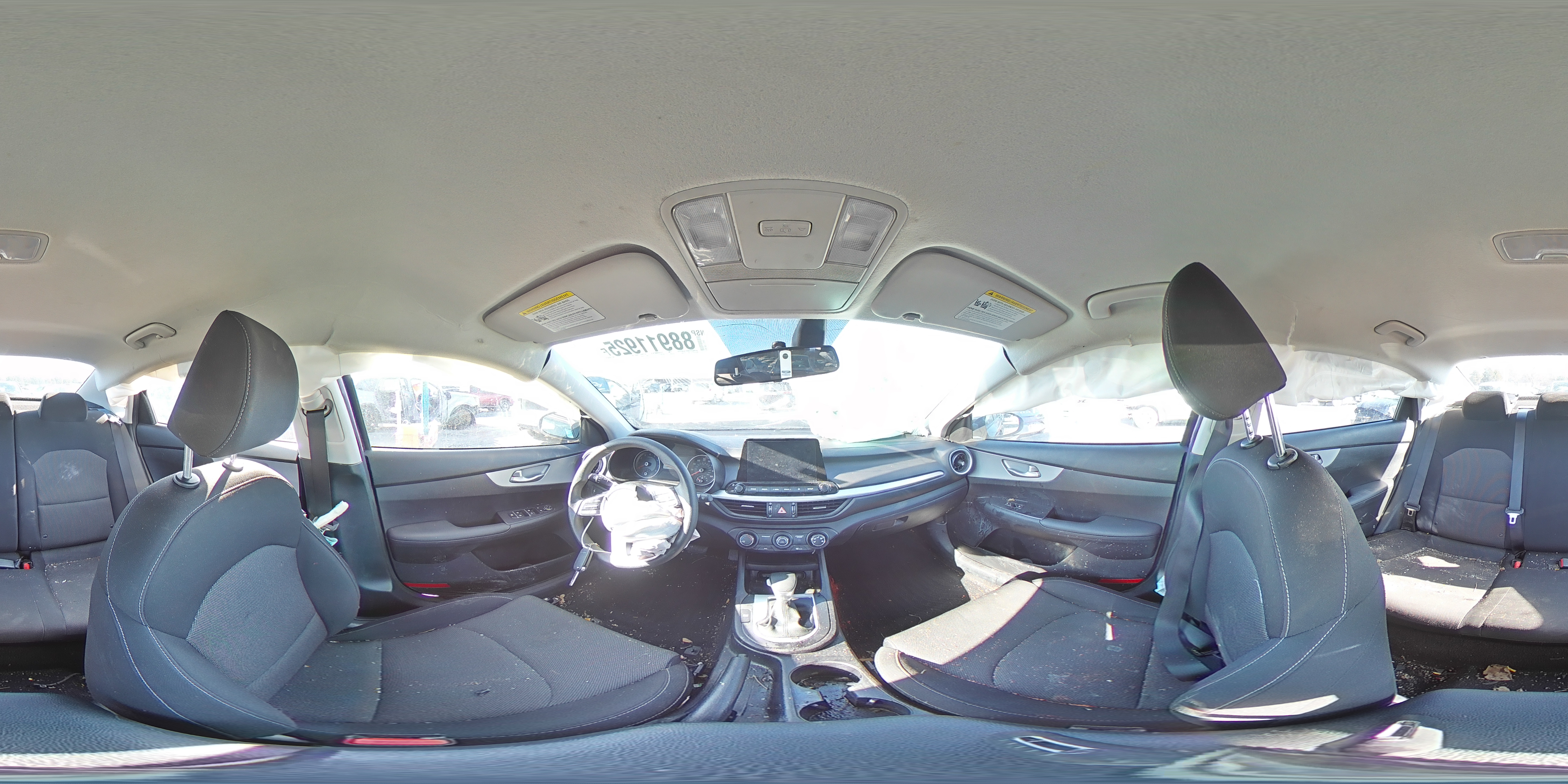 2024 Kia Forte - Image 13