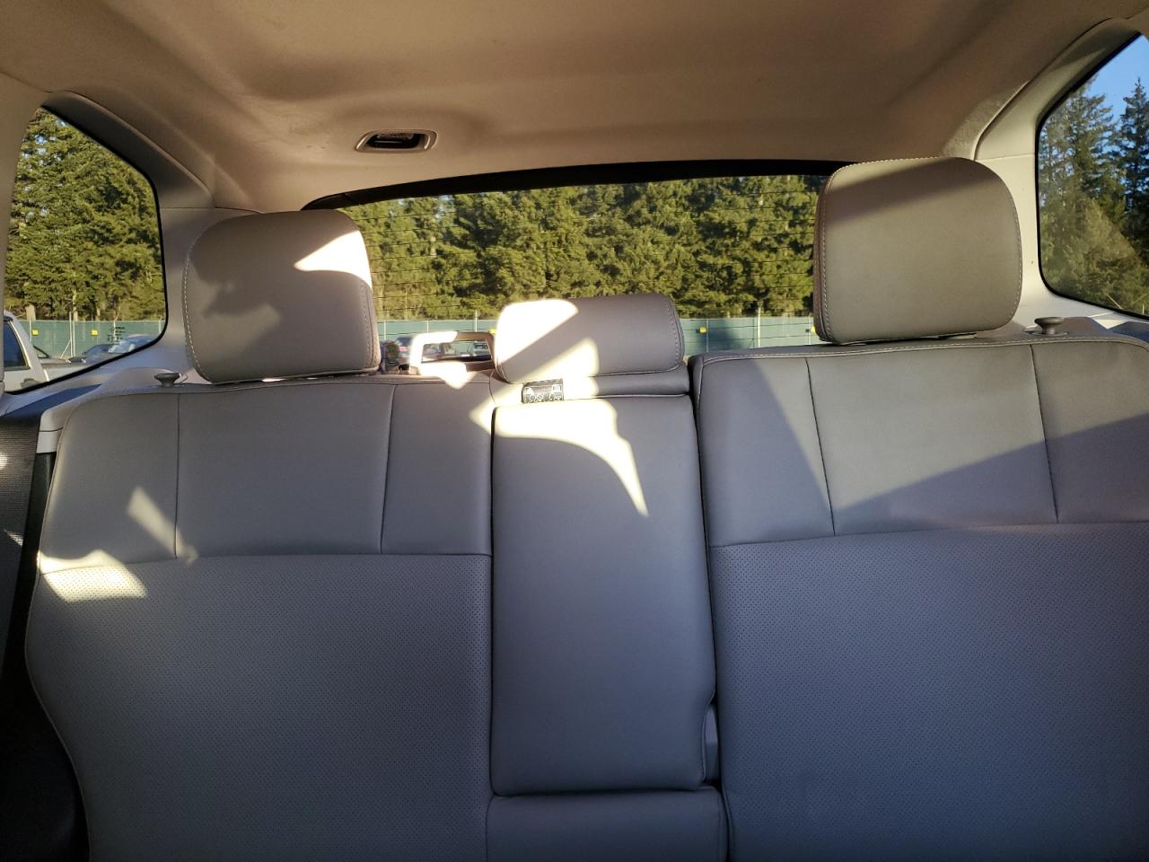 2016 Subaru Forester - Image 10