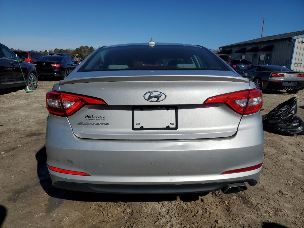 2017 Hyundai Sonata - Image 6